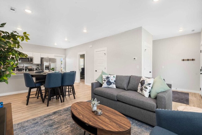 1060 Indiana Ave Unit SI ID1621847P