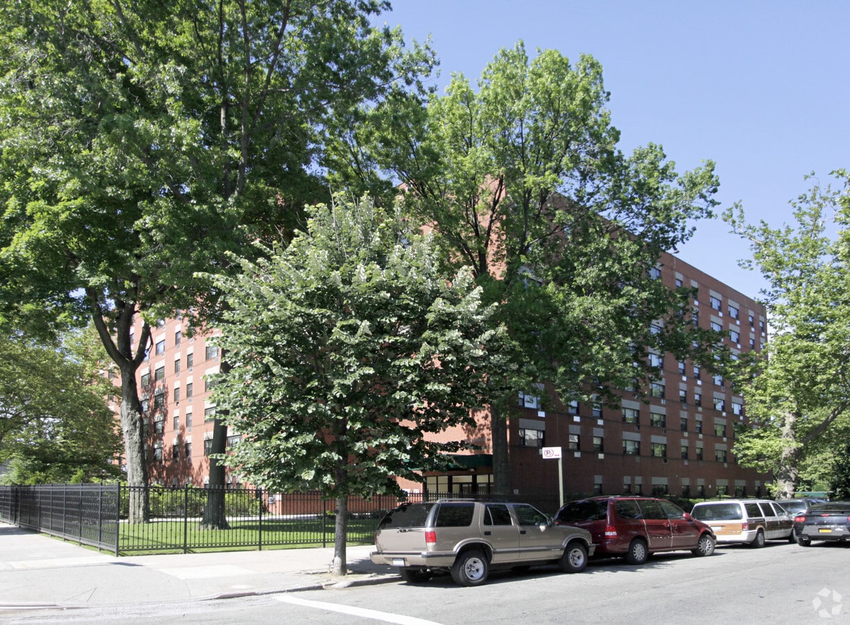 Photo - David Chavis Apartments