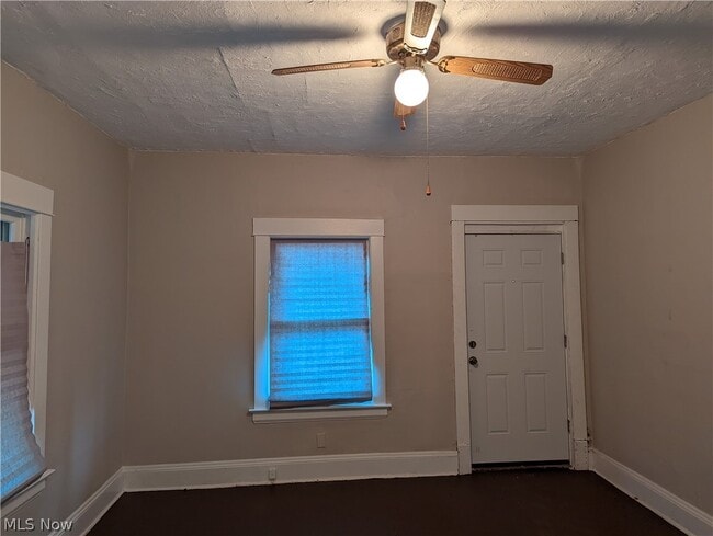 Photo - 19314 Cherokee Ave Unidad 1