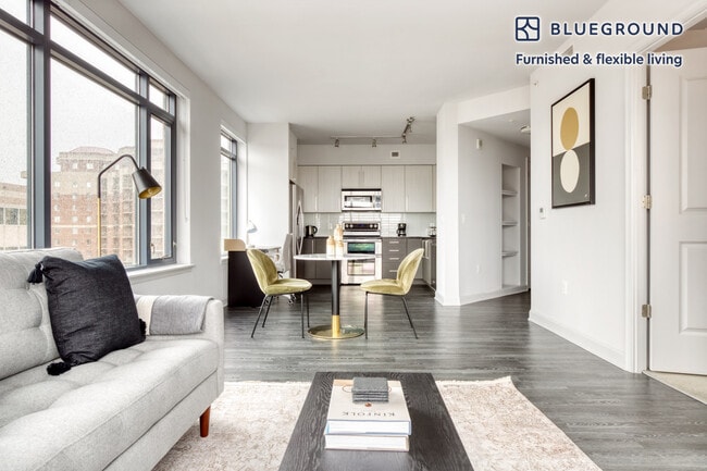 Photo - 3601 Fairfax Dr Unit FL10-ID527