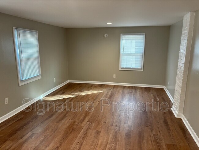 Photo - 1057 Mt Columbia Rd