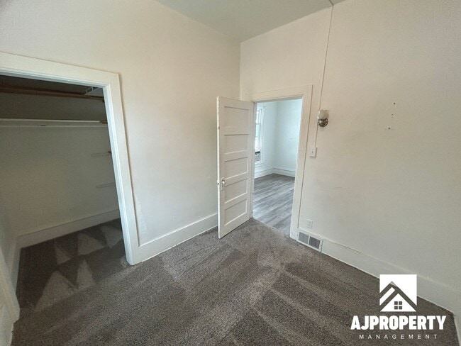 421 S Prairie Ave Unidad 421 S Prairie Ave Sioux Falls, SD