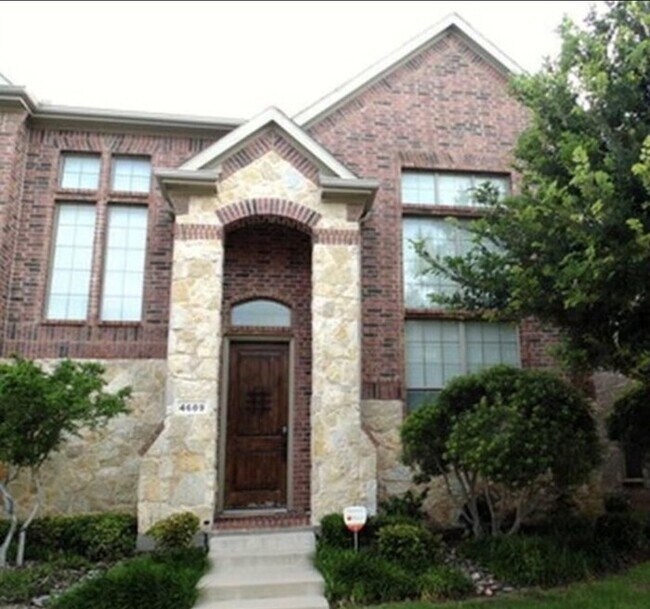 Photo - BIG PRICE DROP and MOVE IN SPECIAL 50% off...