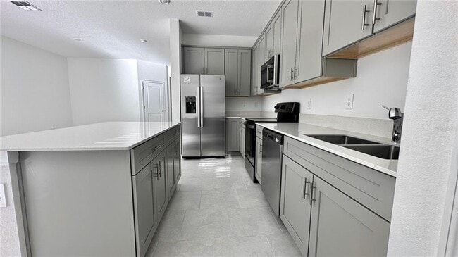 Photo - 7600 Stone Crk Trl