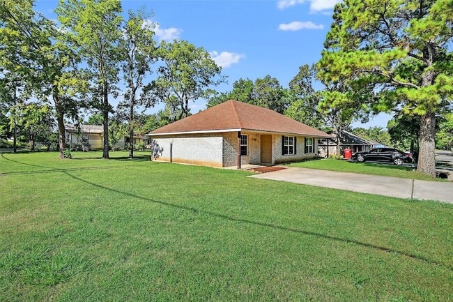 Photo - 712 Seven Oaks Rd