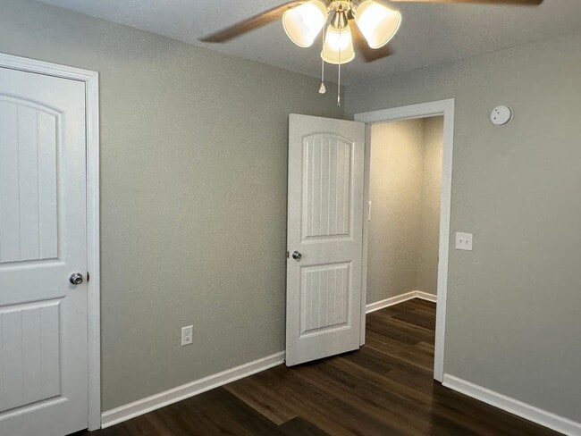 Photo - 4-6 Chestnut Dr Unit 4 Chestnut Dr