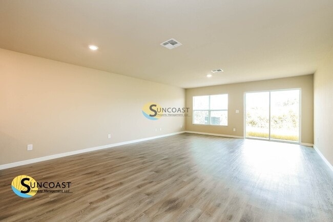 Photo - 12728 Buffing Rd