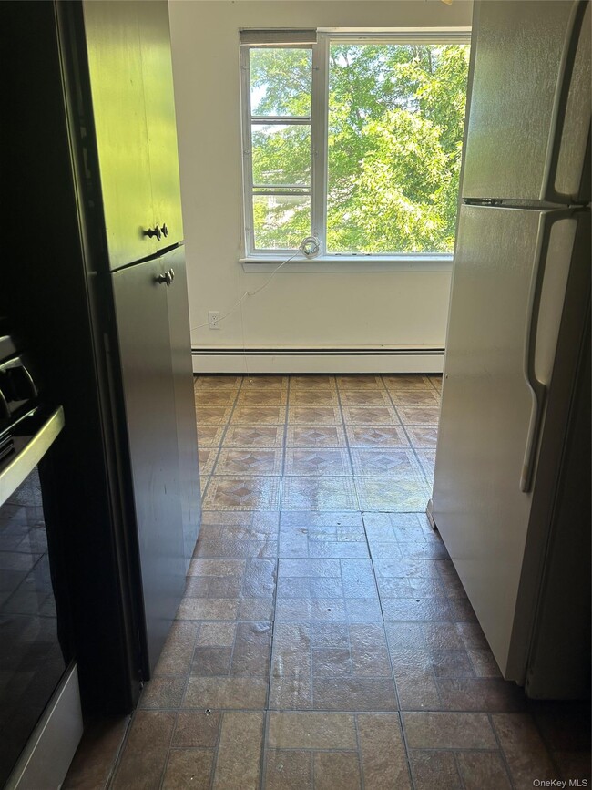 Photo - 77-24 252nd St Unit 2nd Floor