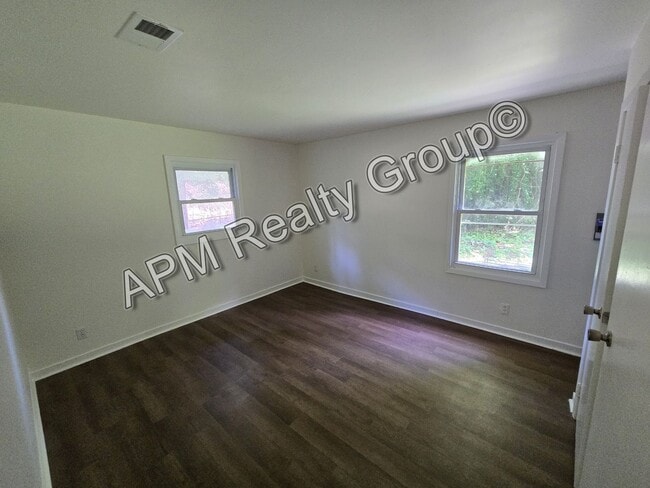Photo - Cute 3 Bedroom 1.5 Bath