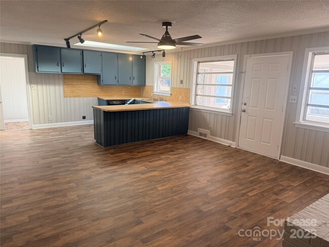 Photo - 5226 Indian Trail Fairview Rd