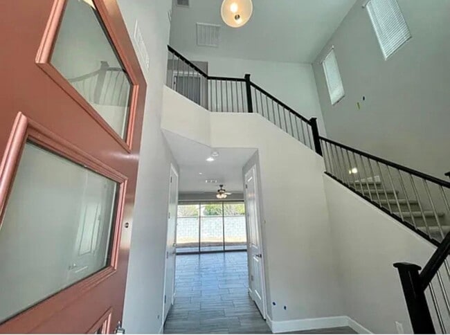 Photo - 628 W Derringer Way