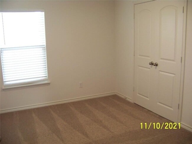 Photo - Excellent single story 4 bedroom in Jarrell