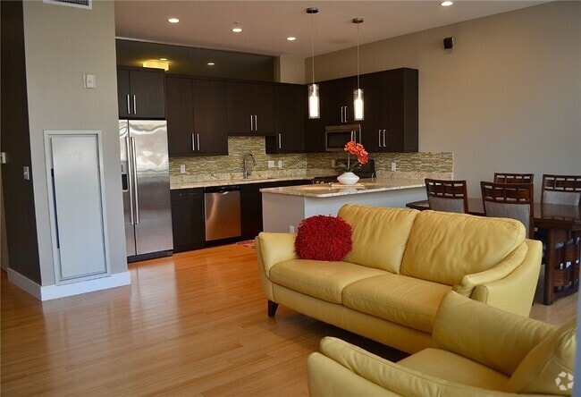 Building Photo - 9 N Euclid Ave Unit 409 Rental