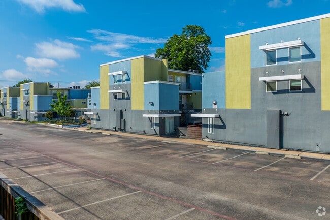 Nuvo Park Place - Nuvo Park Place