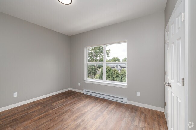 2BR, 2BA - 1,100SF - Second Bedroom