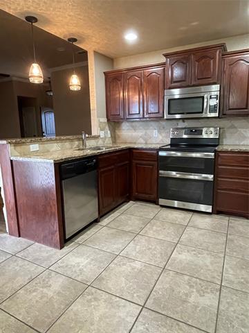 Photo - 826 Healing Water Trail