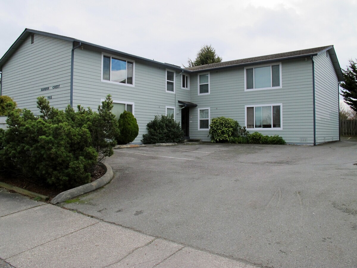 FF Harbor Crest Apartments (745 SE 8th Ave) - FF Harbor Crest Apartments (745 SE 8th Ave) Unit 201