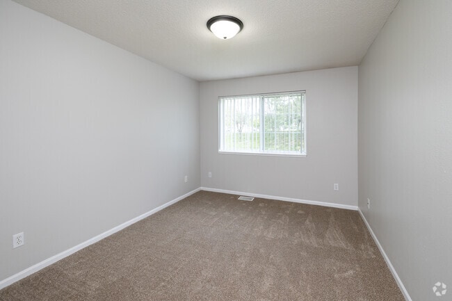 2BR, 2BA - 1,190SF - Primary Bedroom - Georgetowne Homes