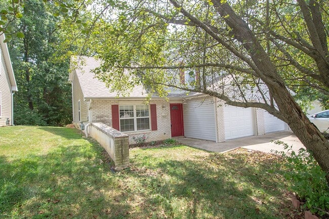 Photo - 5567-5569 Pinehurst Ln. Unit 5569 Pinehurst Ln.