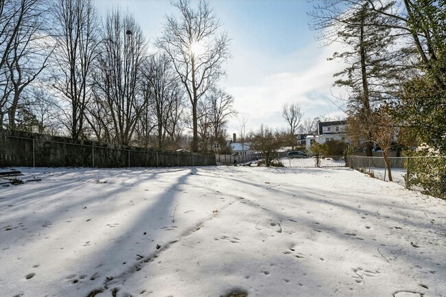 Photo - 126 Thoroughman Ave