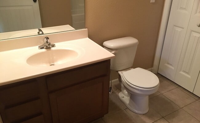 Photo - 20902 Humanity Ln Unit D