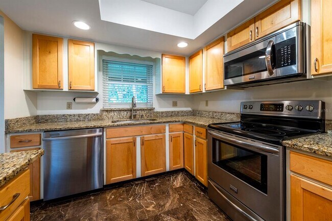 Photo - 110 N Tremain St Unidad 202