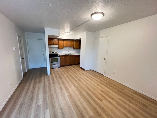 Photo - 1 Bedroom Apartment AVAILABLE JUNE!!! Unit 1516 N 16th St - 6