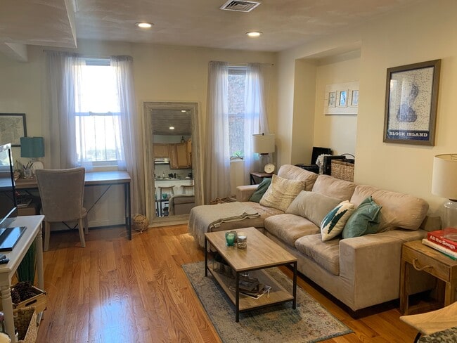 Photo - 93 Endicott St Unit APT 2