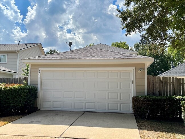 Photo - 3951 Town Park Ln