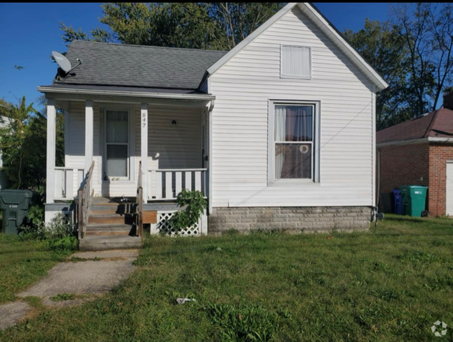 Building Photo - 842 S Jasper St Rental