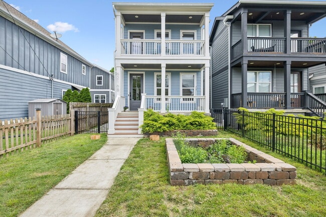 Photo - 6216B California Ave