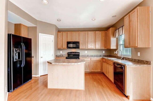 Photo - Large Single Family Home Near APG!
