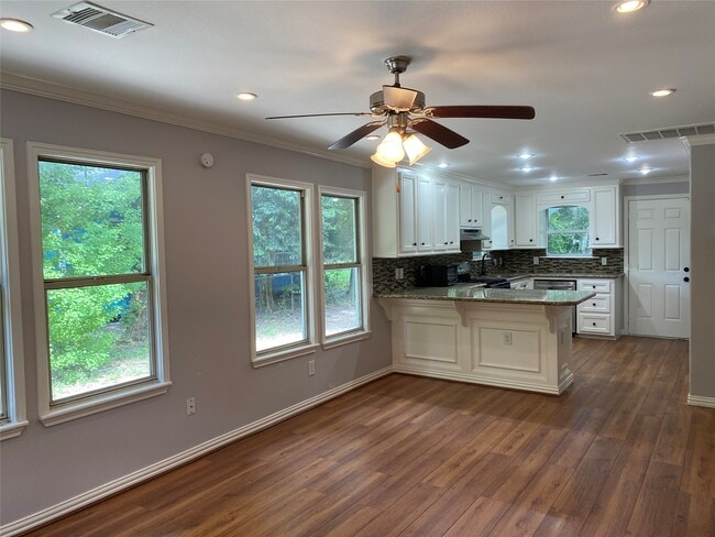 Photo - 819 Eubanks St