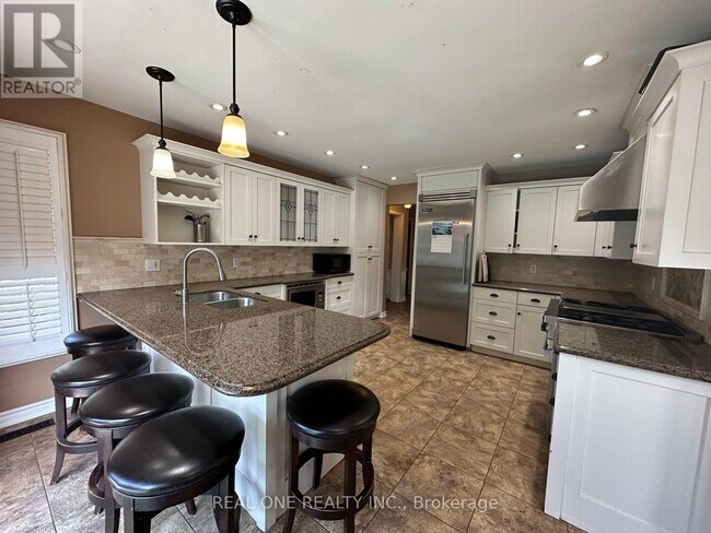 Photo - 3944 Glamis Ct