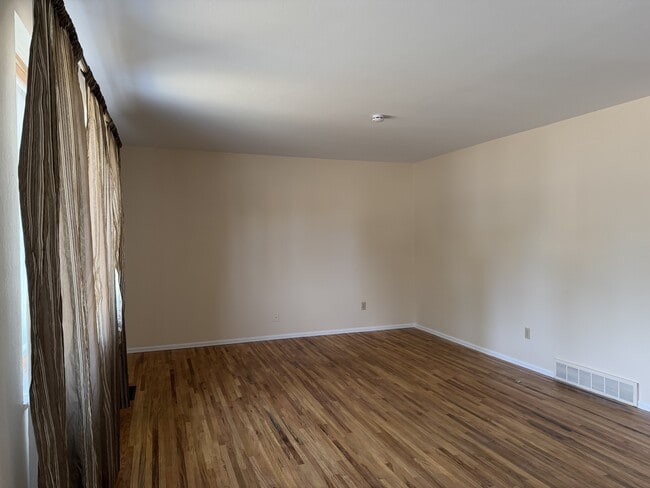 Photo - 1133 Wooten Rd