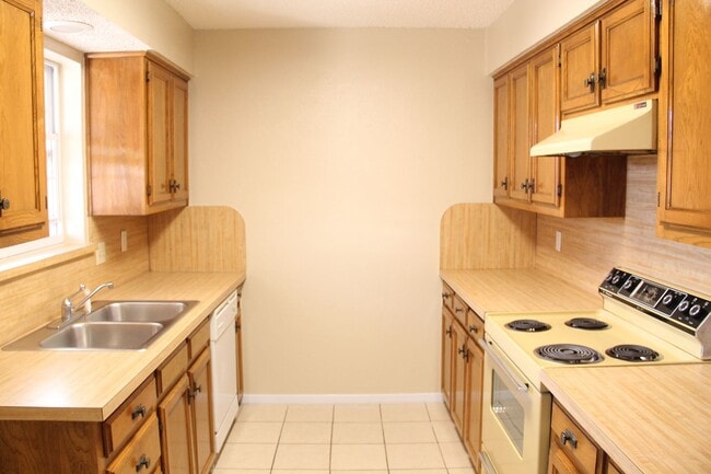2500 Bowling Green St Unit 2500 Bowling Green #A