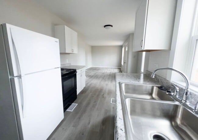 Photo - Functional 2 bed 1 bath!