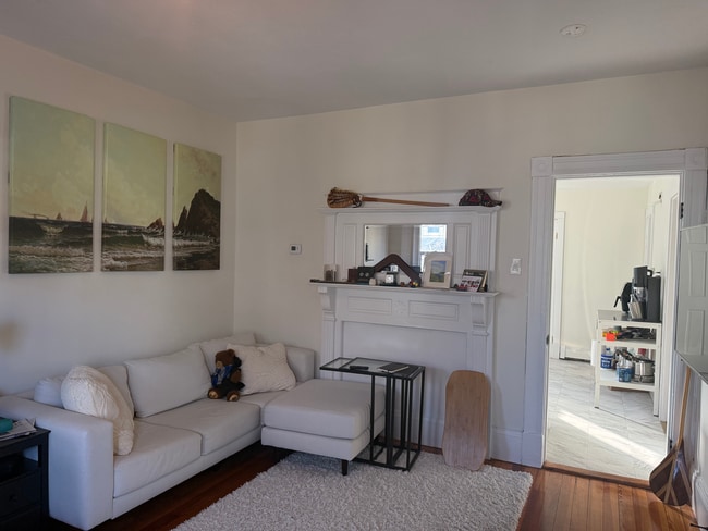 Photo - 24 Granite St Unit 2 Beds 1 Bath Apartment Near Union Square