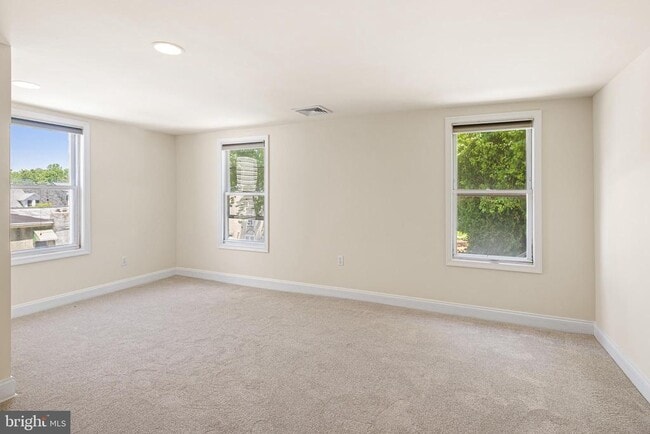 Photo - 146 W 1st Ave