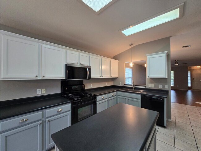 Photo - 14309 Ballycastle Trail