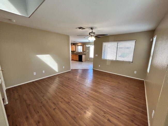 Photo - 3Bdm 2.5Ba Avondale Home with a Loft! *NO ...
