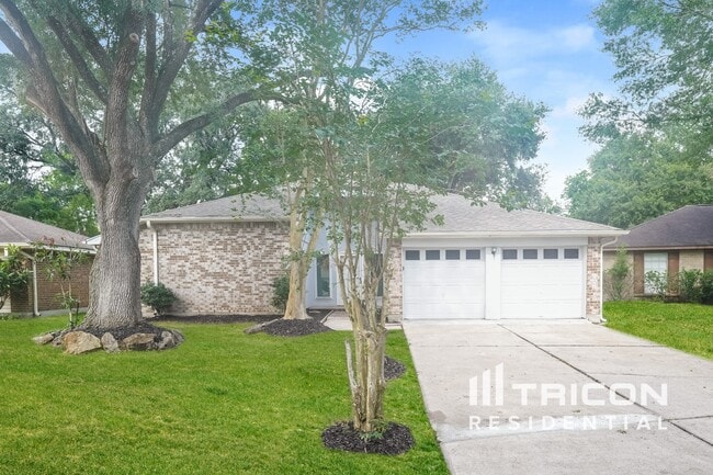 Photo - 120 WoodCrest Dr House