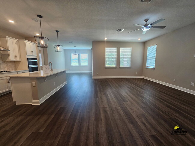 Photo - 379 Birkdale Dr