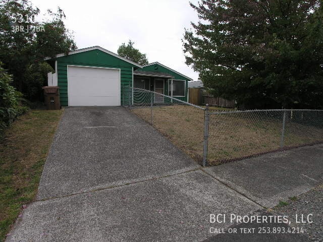 Building Photo - 5310 N 44th St