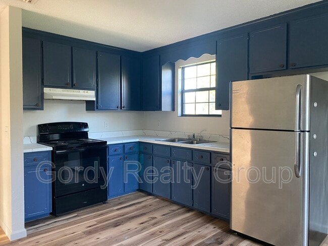 Photo - 2764 Wynn St