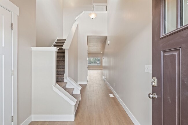 Photo - 595 Koins Way