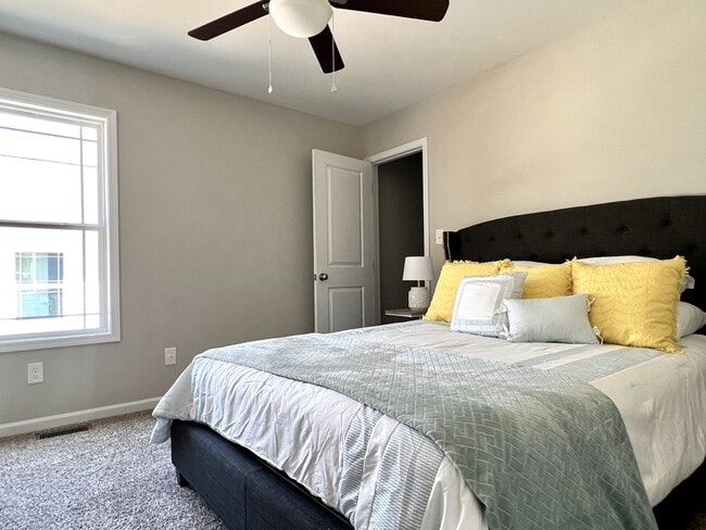 Photo - 634 Laundry St