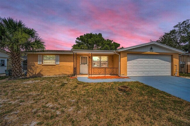 Photo - 9100 Lunar Ln