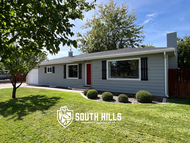 Photo - 3bed/2bath w/finished basement, landscaping & Water, Sewer, Trash Included, RV Parking