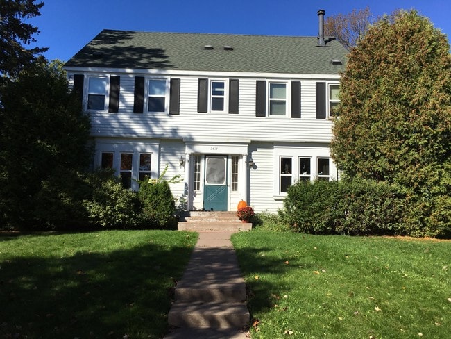 Photo - 2417 E 3rd St Unit 2 E